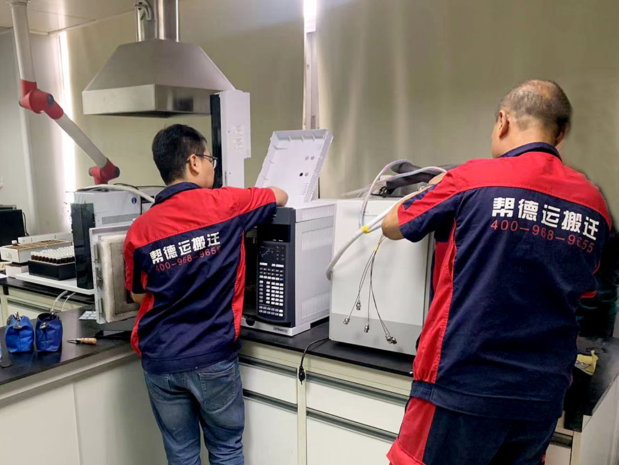 醫(yī)院儀器搬遷-2